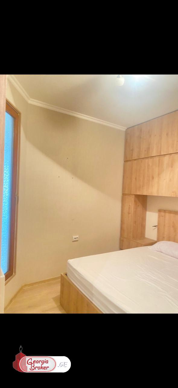 nearly repaired 2-room apartment for sale